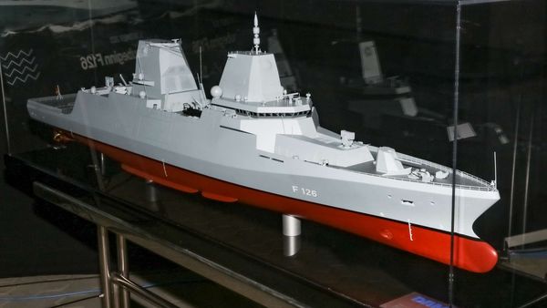 ▲▼F126級護衛艦（Fregatte 126）模型。（圖／德國聯邦國防部）