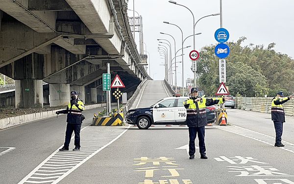 ▲針對端午節三天連假，桃園市警局交通大隊指出，針對易壅塞路段、國道匝道將進行管制疏導。（圖／桃市交大提供）