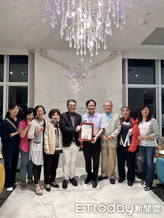 ▲▼   六嘉國中學生在台北鄉親經費支持下北上拓展視野   。（圖／六嘉國中提供）