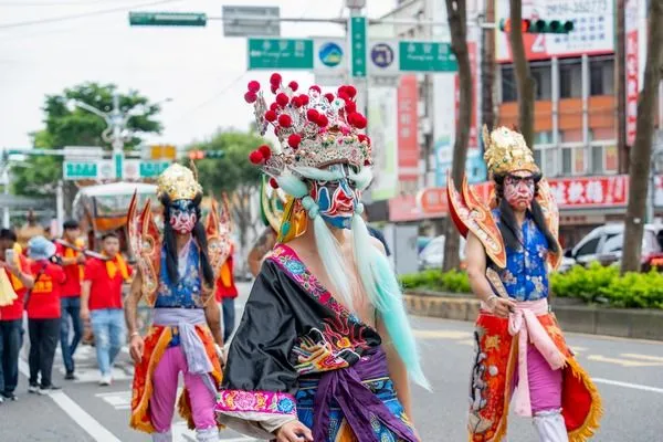 ▲桃園區西廟都城隍公爺遶境巡城