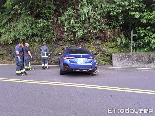 ▲▼106線BMW車禍             。（圖／記者陸運陞翻攝）