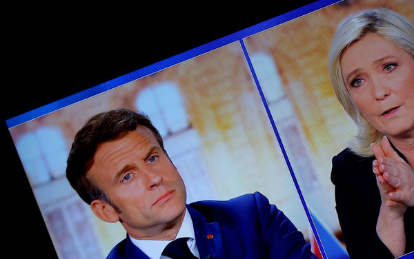 ▲▼法國總統馬克宏與極右翼政黨國民聯盟（RN）名義領袖雷朋（Marine Le Pen）。（圖／路透）