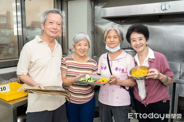 ▲▼   嘉義市社區營養師推薦美味端午粽 好咀嚼易消化   。（圖／嘉義市政府提供）