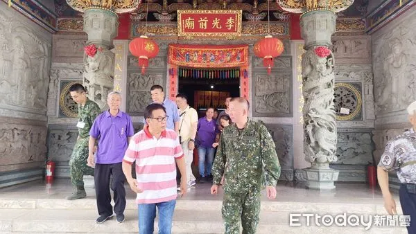 ▲▼       戰神將軍分身 梁修身端午祭拜李光前將軍金門軍神      。（圖／記者林名揚翻攝）