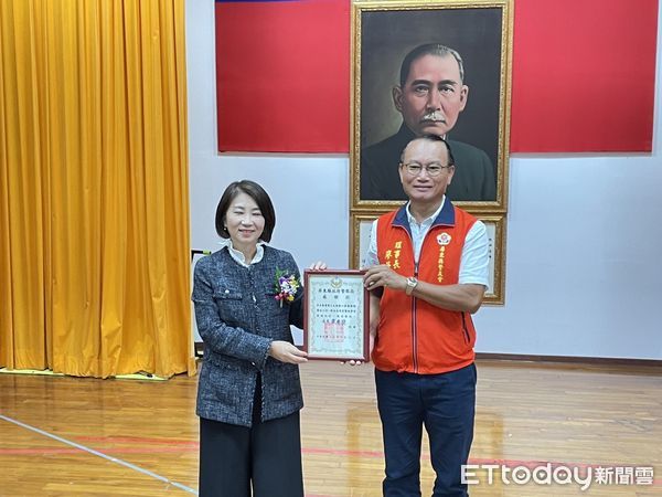 ▲屏東縣政府警察局警察節表揚            。（圖／記者陳崑福翻攝）