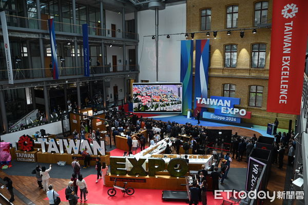 ▲台灣精品館亮相Eco-Art「Taiwan Expo」裝置藝術傳達環保永續力。（圖／貿協提供）