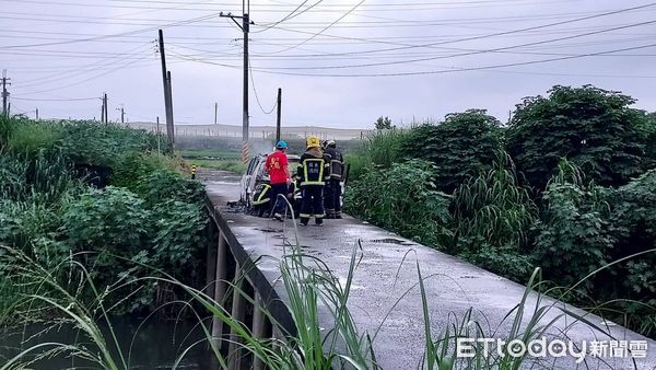 ▲▼ 槍擊案屏東燒車            。（圖／記者陳崑福翻攝）