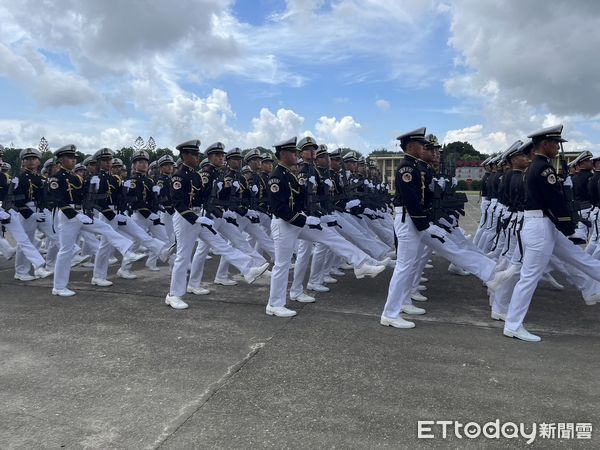 ▲▼黃埔建軍百年校慶閱兵儀式踢正步。（圖／記者杜冠霖攝）