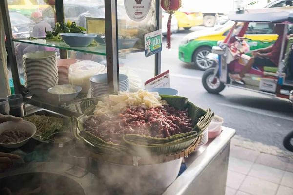 ▲▼味泰美牛肉麵館，傳承潮汕爺爺的好味道在地飄香超過30多年|水門市場旁的老味道|。（圖／部落客美熊提供）