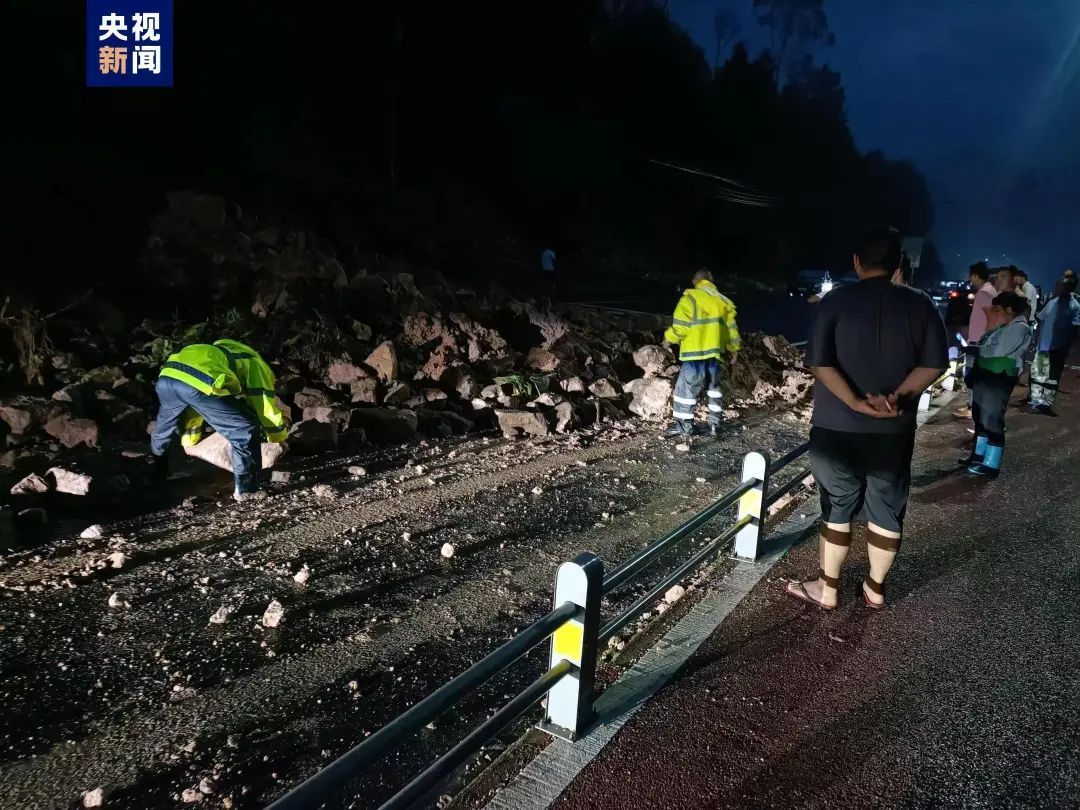 ▲▼廣東暴雨洪水。（圖／翻攝自央視新聞）