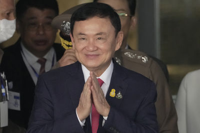 被控冒犯君主罪! 泰國前總理戴克辛「獲判無罪」