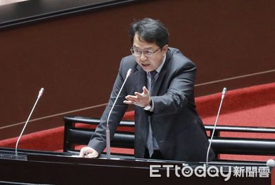 陸製電子書要求使用者「同意國家統一」 綠委:政府應全面盤點
