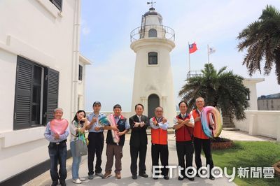 守望福爾摩沙美麗之島　港務公司慰勞北部燈塔及航管人員