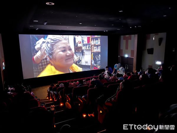 ▲失智友善紀錄片「阿姨，上學囉！」20日在屏東舉行首映會           。（圖／屏基提供）