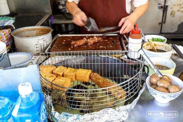 ▲▼宜蘭羅東美食小吃推薦「市場口大頭肉焿」。（圖／部落客陳小可的吃喝玩樂授權提供，勿擅自翻攝）