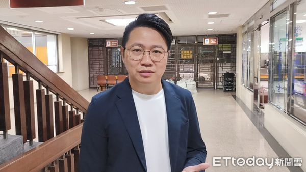 ▲▼媒體人朱凱翔被林秉樞指控涉犯《個人資料保護法》等罪嫌，25日到台北地院出庭。（圖／記者黃哲民攝）