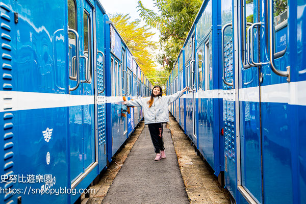 ▲▼蒜頭糖廠蔗埕文化園區～糖廠五分車乘車時間與票價，搭小火車吃枝仔冰好愜意。（圖／部落客史努比提供）