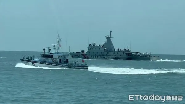 ▲海巡署26日在金門禁限制海域攔截大陸海警船。（圖／記者張君豪翻攝）