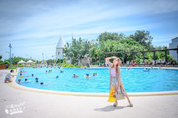 ▲▼台中最夯玩水景點「大安濱海樂園」，佔地17公頃的大安海水浴場，可以免費玩水。（圖／部落客滿分的旅遊札記授權提供，勿擅自翻攝）