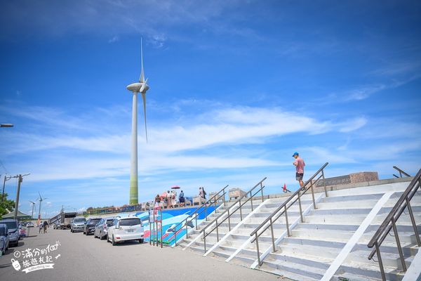 ▲▼台中最夯玩水景點「大安濱海樂園」，佔地17公頃的大安海水浴場，可以免費玩水。（圖／部落客滿分的旅遊札記授權提供，勿擅自翻攝）