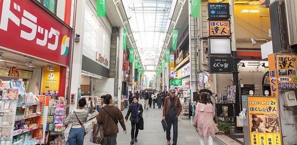 ▲▼這家COFFEE HALL くぐつ草，如洞穴般的復古喫茶店風格讓我留下非常深刻的印象。（圖／部落客小虎食夢網授權提供，勿擅自翻攝）