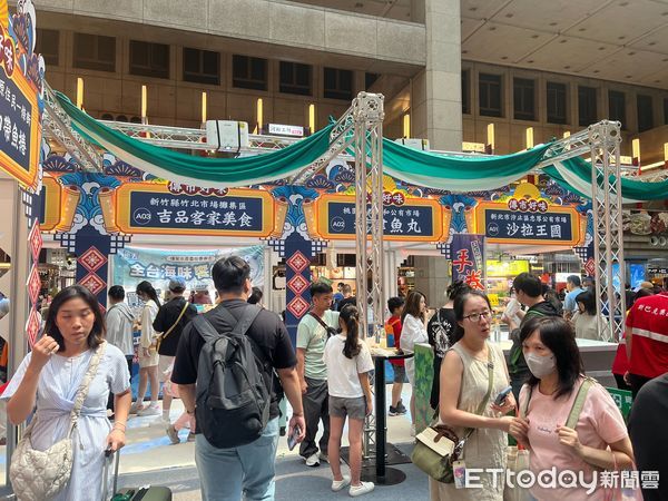 ▲▼台北車站「台灣市博會海味市集」吹靈堂風暴紅，引發民眾熱議。（圖／讀者提供）