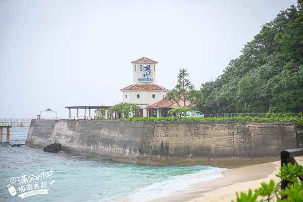 ▲▼沖繩海中展望塔，部瀬名海中公園必玩360環景圓窗看魚、海底玻璃船，沖繩雨天備案景點。（圖／滿分提供）