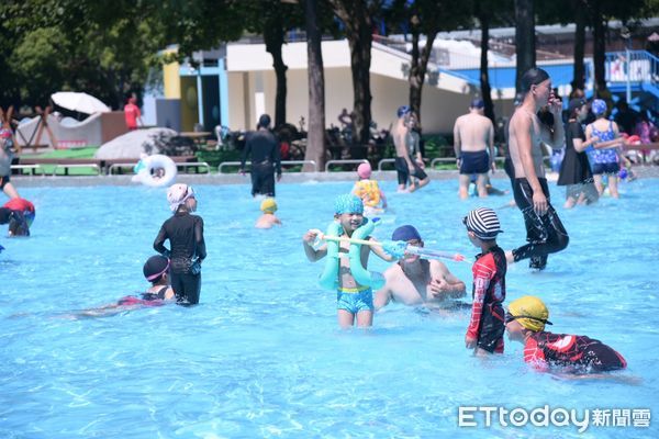 ▲▼花蓮知卡宣綠森林親水公園夏季戲水活動6日盛大開跑。（圖／花蓮縣政府提供，下同）