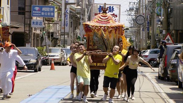 ▲▼ 《綜藝大集合》前往台中梧棲的朝元宮。（圖／民視提供）