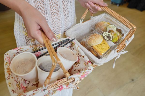 ▲▼「綠洲旅店」是一間擁有高人氣的澎湖泳池民宿。（圖／部落客混血珊莎的奇幻旅程授權提供，勿擅自翻攝）