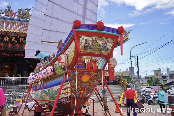 ▲南州溪洲代天府王船展開「6天全台祈福」             。（圖／屏東縣政府提供）