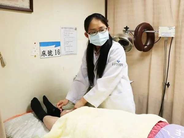 ▲70歲婦為腎病所苦！中西聯診治療獲改善
