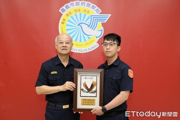 ▲▼警察大學二技放榜 嘉義市警局3員警金榜題名    。（圖／嘉義市警局提供）