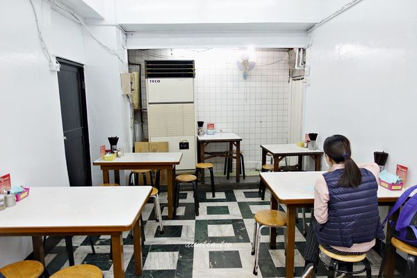 ▲▼西門餛飩湯 上海口味雪菜餛飩。（圖／部落客水晶安蹄提供）