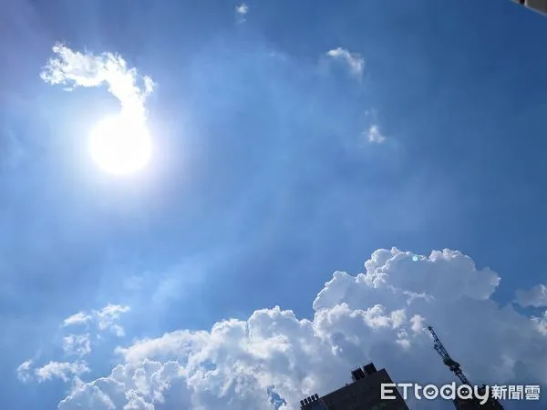 ▲▼天氣 豔陽 高溫 炎熱。（圖／記者屠惠剛攝）