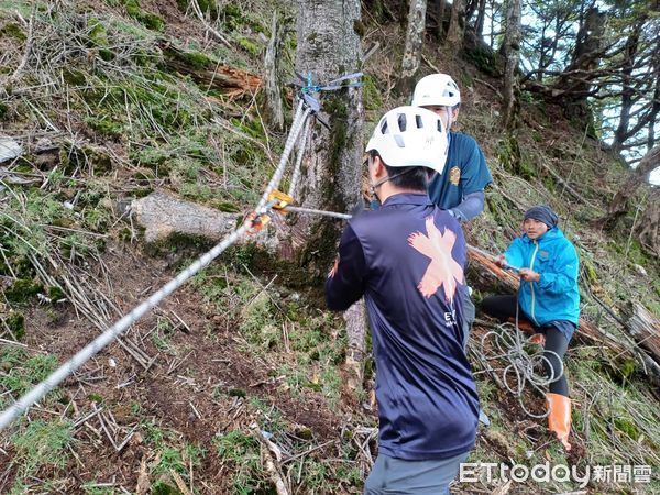 ▲▼干卓萬十八連峰山友摔傷             。（圖／記者高堂堯翻攝）