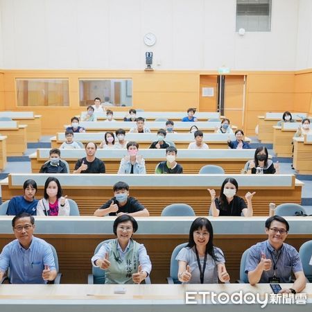 ▲海洋產業鏈人才培育需要永續，林岱樺催生高雄設立海事產學專班。（圖／記者陳弘修攝）