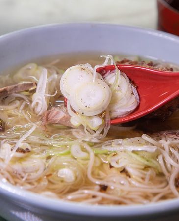 ▲▼唯独飯野川才有的「サバだしラーメン」(鯖魚高湯拉麵)。（圖／部落客小虎提供）