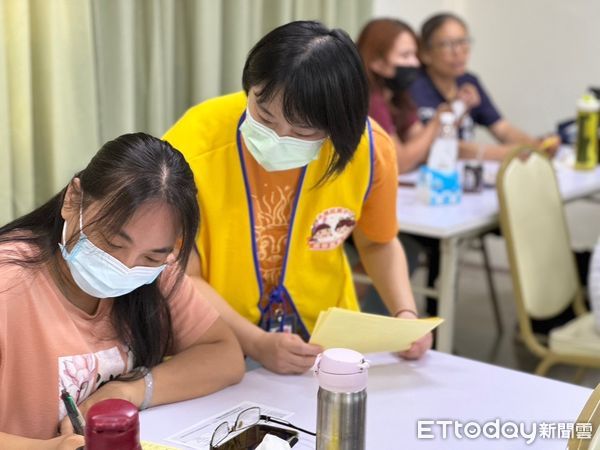 ▲永康就業中心特別從7月份起展開「職訓結業學員職場接軌列車」計畫，將陸續在轄區內職業訓練單位進行業務宣導，並篩選優質職缺，讓民眾能帶著豐富的職場知能進入職場。（圖／記者林東良翻攝，下同）