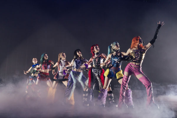 [新聞] 「怪物女團」XG台北開唱！衝入觀眾席貼近熱舞　3千粉絲嗨爆