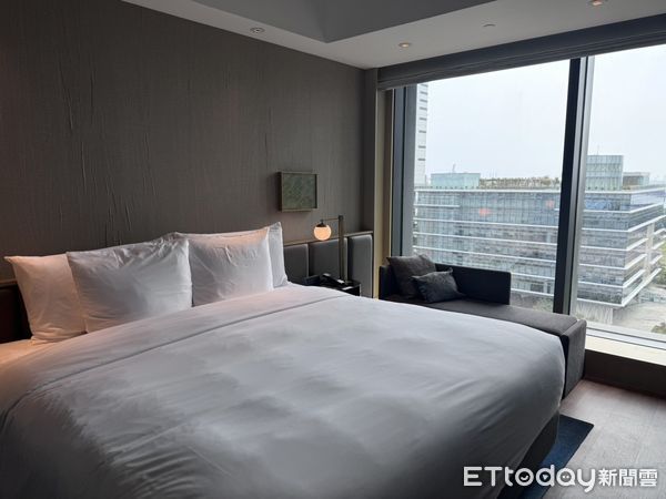 ▲▼高雄洲際酒店海景套房。（圖／記者許宥孺攝）
