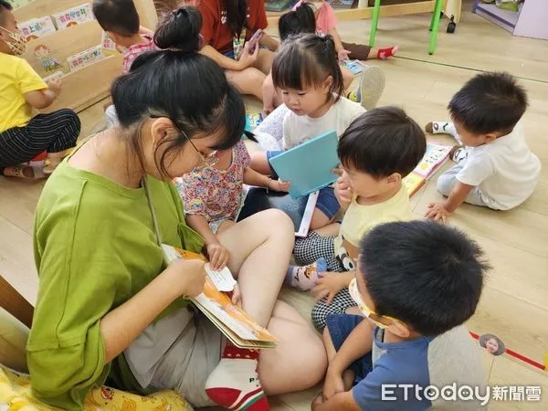 ▲有鑑於近來國內發生多起教保服務人員違法事件，為加強幼兒園內部自我管控及風險意識，台南市創新訂定「教保服務機構自主風險管理檢核表」。（圖／記者林東良翻攝，下同）