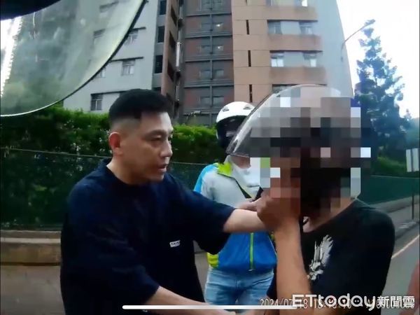 ▲▼林口一名男子專偷萬元排氣管，低價約3折變賣，警方於桃園逮到人，發現他還涉嫌吸海洛英毒駕             。（圖／記者戴上容翻攝）