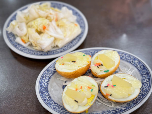 ▲▼邱記餡餅粥內壢火車站附近　北方風味滿溢麵食類料理、必點牛肉餡餅。（圖／部落客viviyu提供）