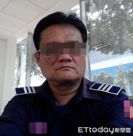 ▲苗栗縣大湖鄉中原路清晨發生死亡事故，退休警察撞上早被輾斃流浪狗，自摔身亡。（圖／記者楊永盛翻攝）