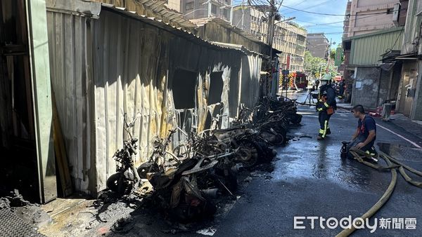 ▲新北市板橋區篤行路三段火警。（圖／記者陳以昇攝，下同）