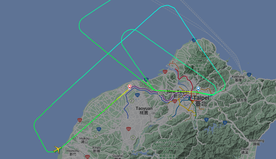 ▲▼華航機長成功戰勝凱米颱風，在桃園機場降落。（圖／翻攝Flightradar24）