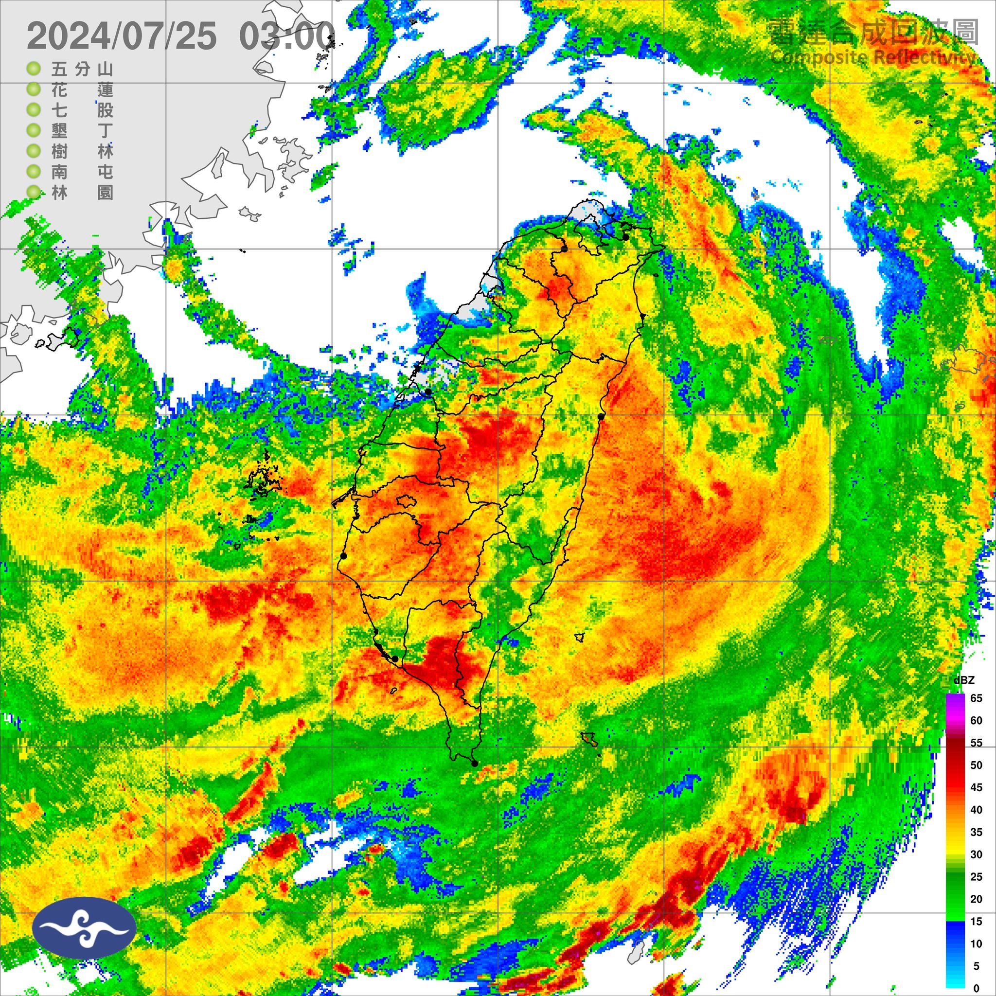 ▲凱米翻越雪山山脈。（圖／翻攝「台灣颱風論壇｜天氣特急」）