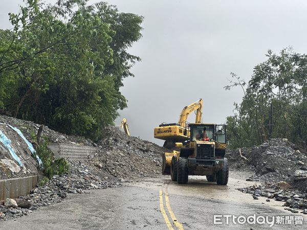 ▲凱米強襲，蘇花公路多處坍塌、土石流。（圖／記者王兆麟翻攝，下同）