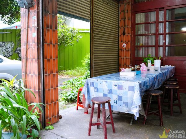 ▲▼中壢美食張家鍋貼水餃，中壢車站後站隱藏版無招牌鍋貼及水餃專賣，好吃程度勝過連鎖店。（圖／瑋瑋提供）